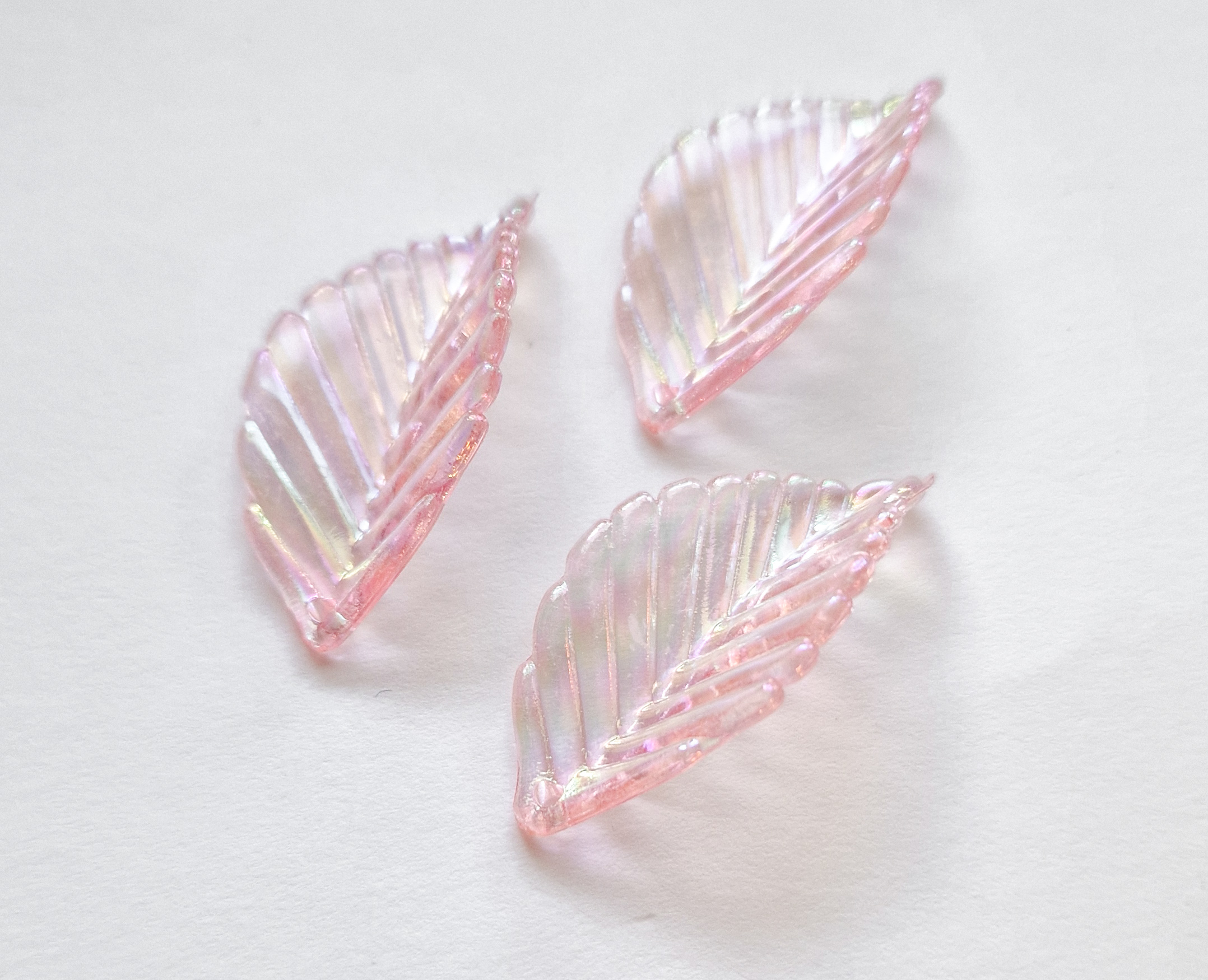 Akrylperler, store blader, lys rosa - Bilde 3