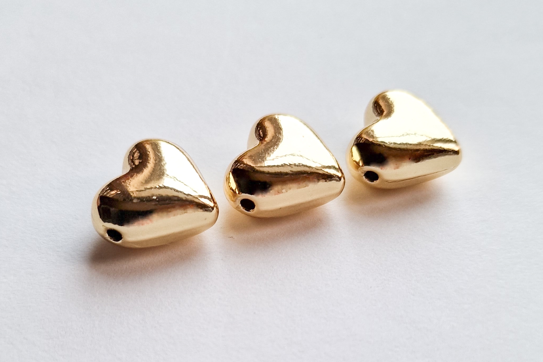 Metallperle, stort, hjerte, gullfarget - Bilde 3