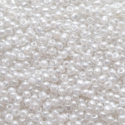 Seed beads, hvit, perlemor, opak, 3mm