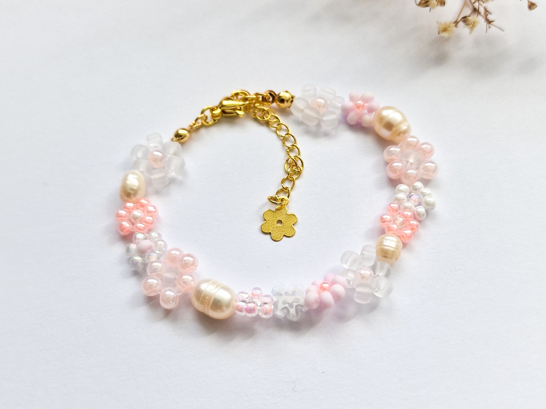 Blomster armbånd