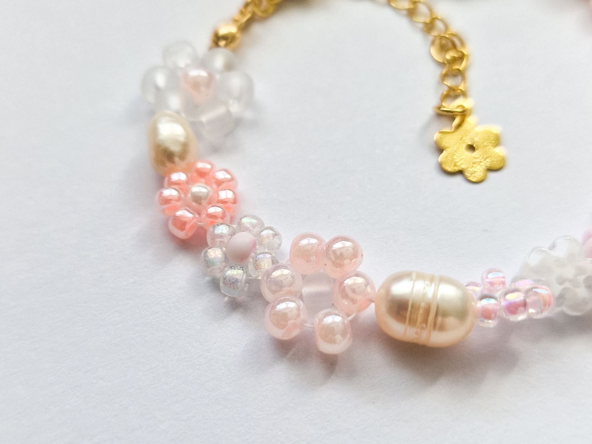 Blomster armbånd