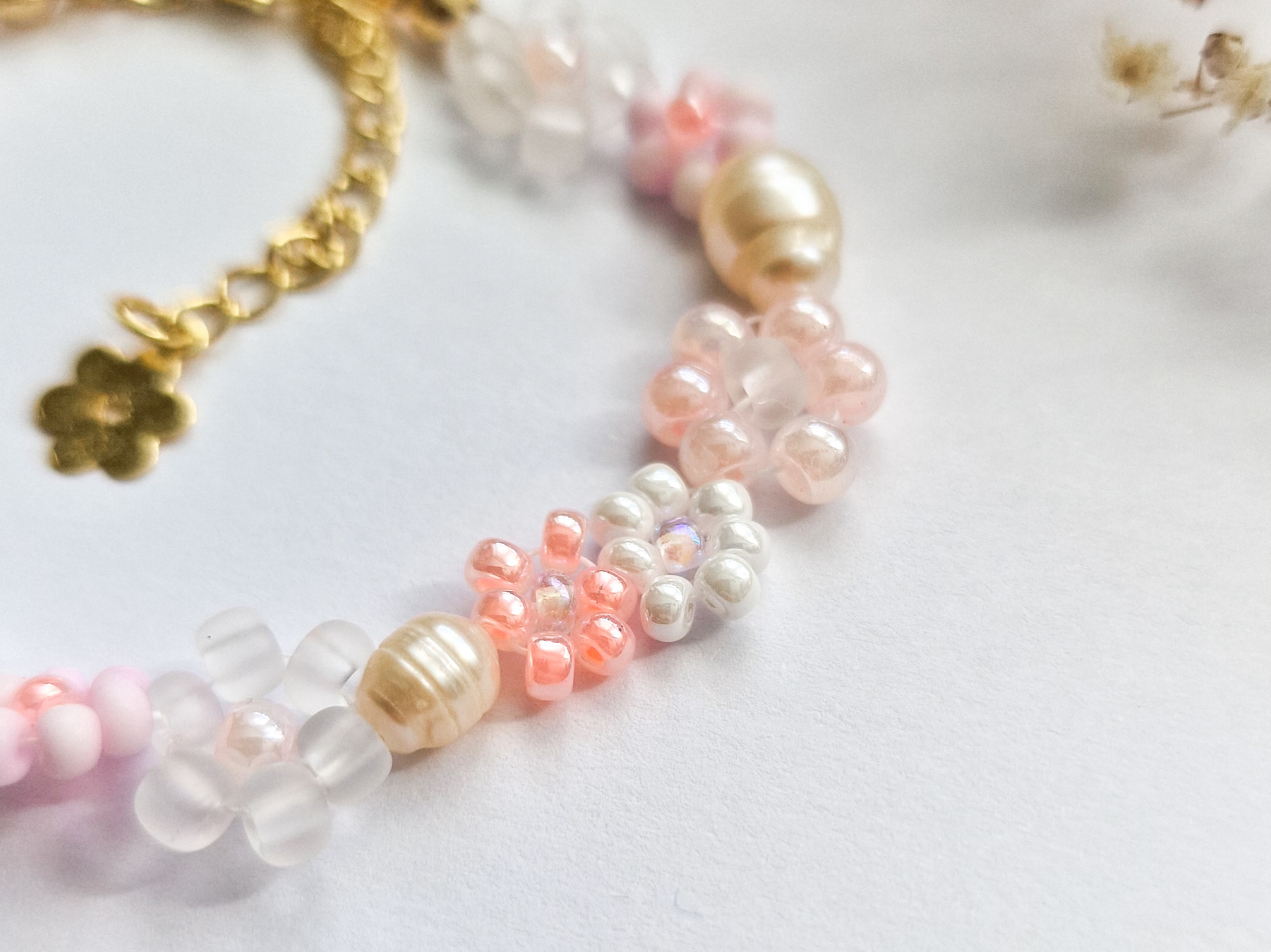 Blomster armbånd