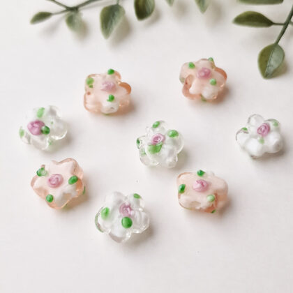 Glassperler, blomster