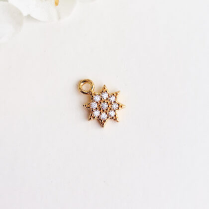 Anheng, liten stjerne med cubic zirconia