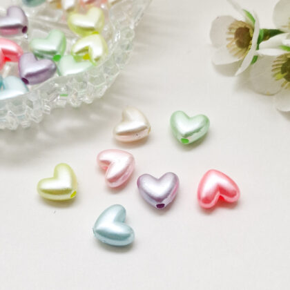 Akrylperler, pastellfargede hjerter