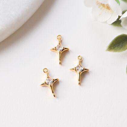 18k gullforgylte anheng, stjerne "sparkle"